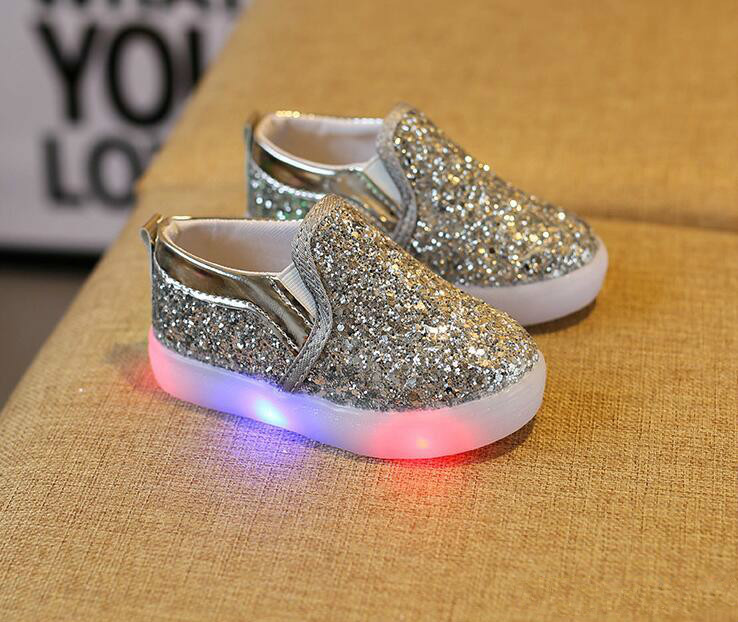 Hot Sale Kids Glowing Sneakers Baby Girls Boys LED Light Shoes Toddler Anti Slip Glitter Sequins Sports Casual Shoes