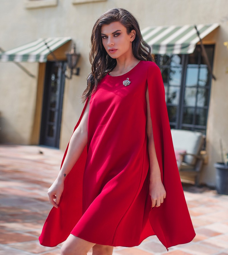 Customized Red Mother Of The Bride Dresses Jewel Neck Knee Length Satin Guest Dress Plus Size Evening Wear