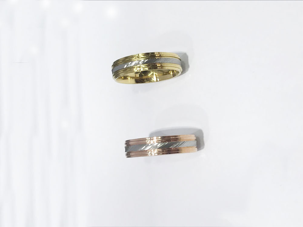 Good quality cross grain Stainless Steel Women Men Wedding Ring lover's fashion Jewelry Do not fade
Good quality cross grain Stainless Steel Women Men Wedding Ring lover's fashion Jewelry Do not fade