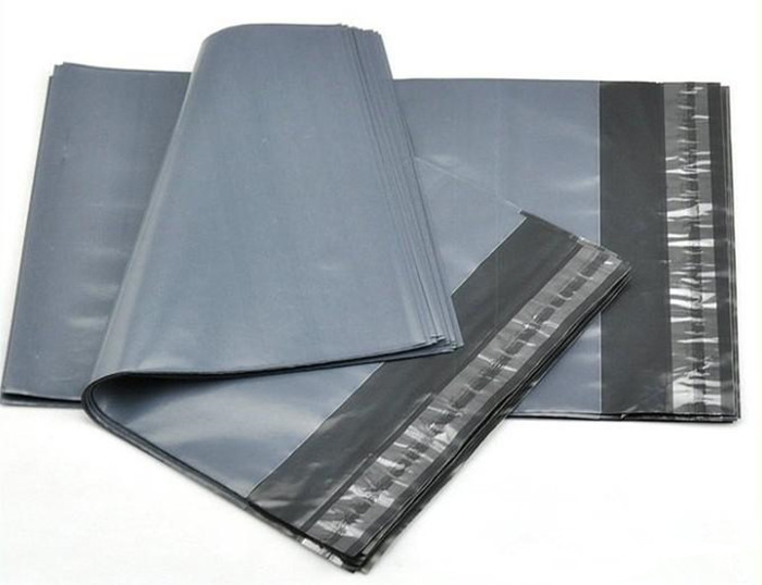 High Quality 17x29cm Poly Self-seal Self Adhesive Express Shipping Bags Courier Mailing Plastic Bag Envelope Courier Post Postal Mailer Bag
High Quality 17x29cm Poly Self-seal Self Adhesive Express Shipping Bags Courier Mailing Plastic Bag Envelope Courier Post Postal Mailer Bag