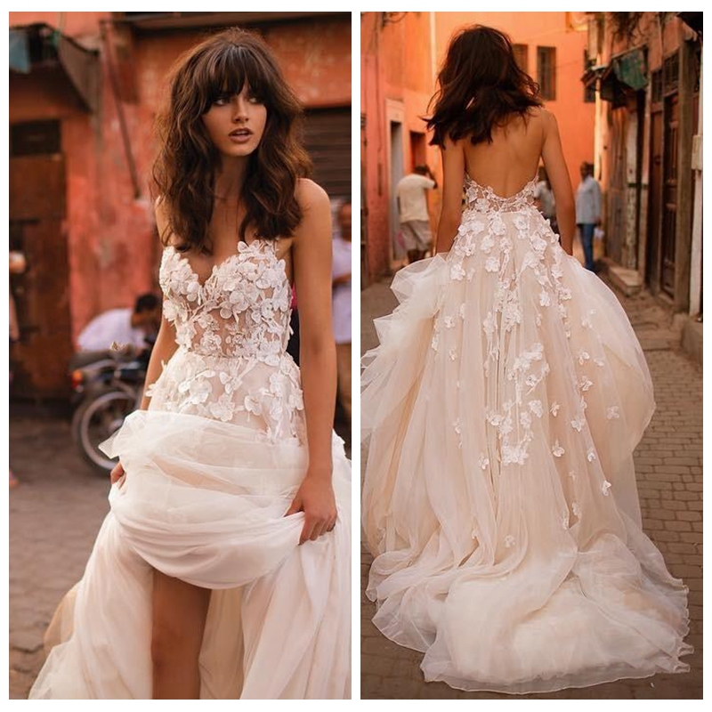 Sheer V-Neck Beach Wedding Dresses 2018 with 3D Floral Appliques Skirt Backless Plus Size Elegant Garden Country Wedding Gowns, Ivory
Sheer V-Neck Beach Wedding Dresses 2018 with 3D Floral Appliques Skirt Backless Plus Size Elegant Garden Country Wedding Gowns, Ivory