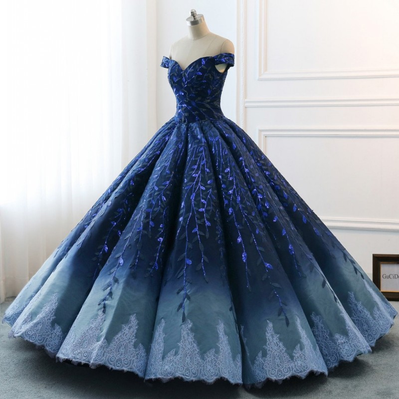 Luxury Ball Gown Ombre Dark Navy Prom Dresses Off The Shoulder Lace Appliqued Formal Evening Gowns Custom Made Beads Party Dress