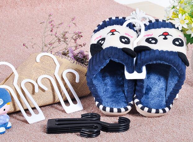 Wholesale 100pcs Plastic Innocent Slippers Hanger, flip flop sandals loafer hanging hooks, multifunctional flip-flops shoe display rack
Wholesale 100pcs Plastic Innocent Slippers Hanger, flip flop sandals loafer hanging hooks, multifunctional flip-flops shoe display rack
