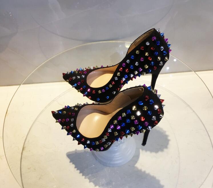 2018 brand shoes women pumps high heel rivet pointed toe fine heel lady wedding shoes bottom for the red fashion party +logo+box
2018 brand shoes women pumps high heel rivet pointed toe fine heel lady wedding shoes bottom for the red fashion party +logo+box