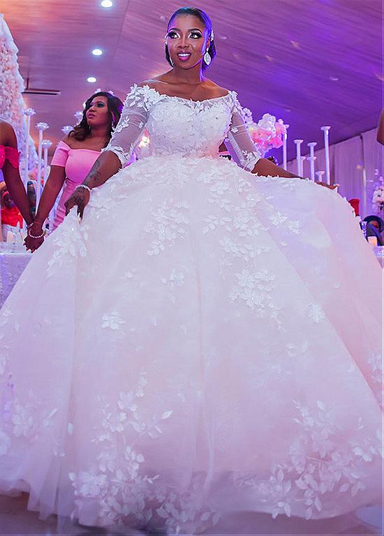 2018 African Plus Size Wedding Dresses 3D Floral Applique Beaded Off Shoulder Ball Gown Wedding Dress 3/4 Long Sleeve Country Bridal Gown