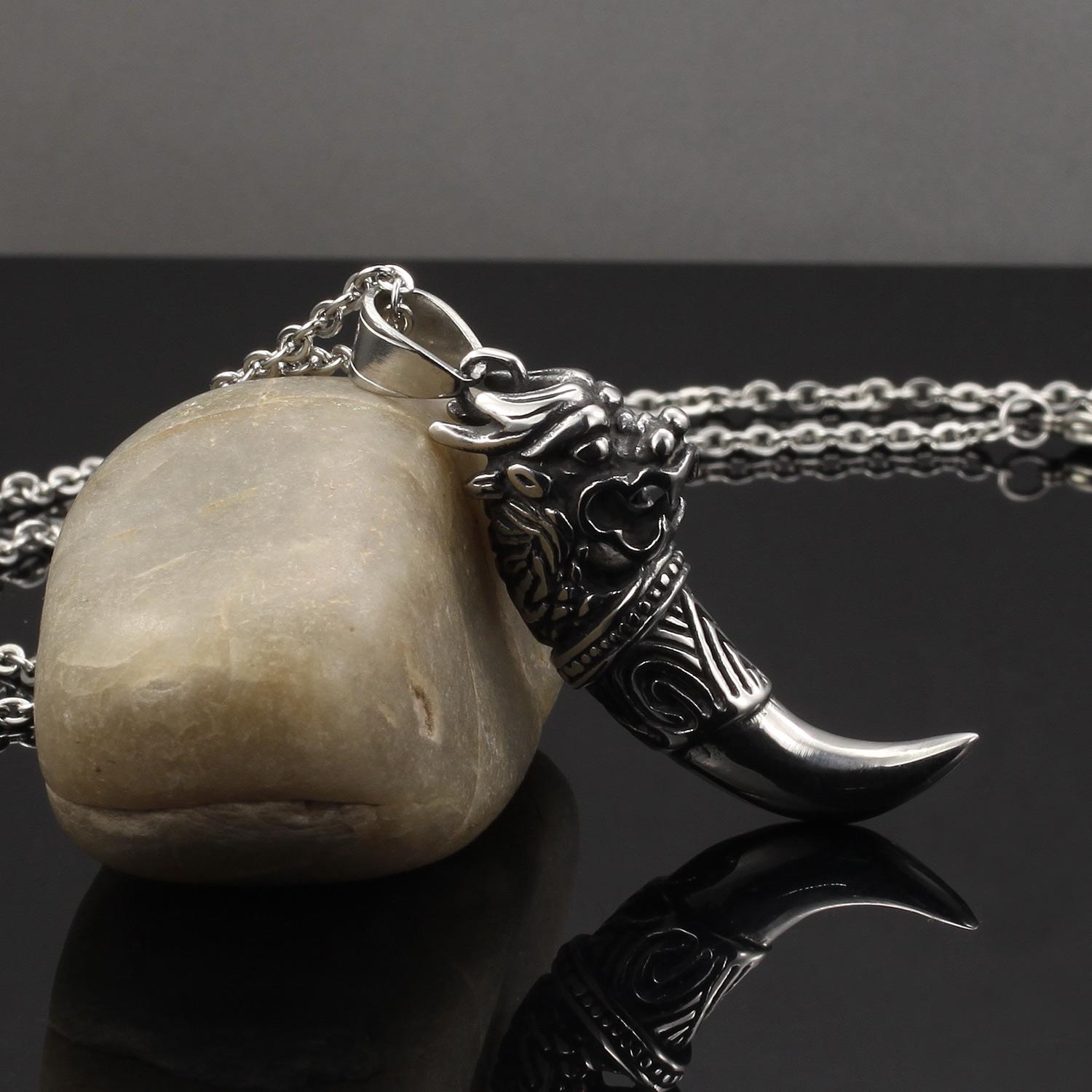 Man Wolf Tooth Necklace Pendant For Men Boy Fashion Brave Wolf Tooth Dragon Stainless Steel Vintage Jewelry Necklaces GX943