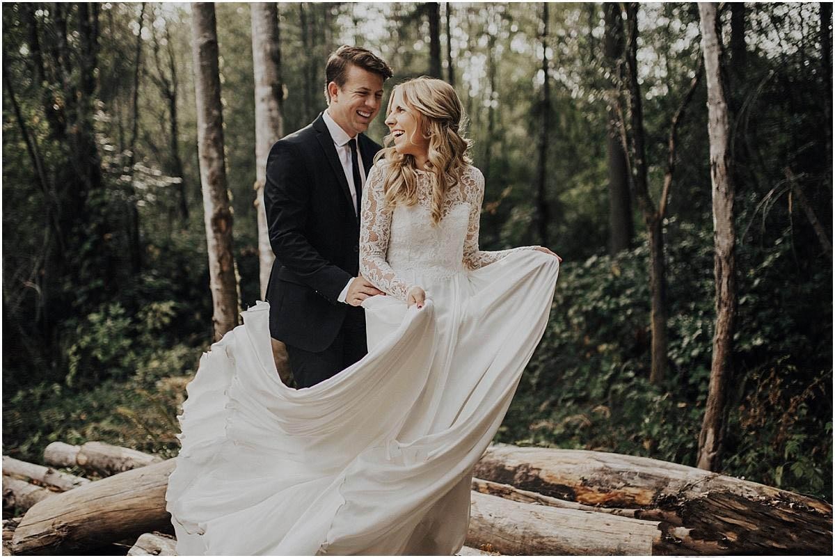 Style Cheap Country Bohemian Summer Chiffon Dresses Lace Long Sleeve Sweep Train Pleats Wedding Gowns Bridal Dress Boho