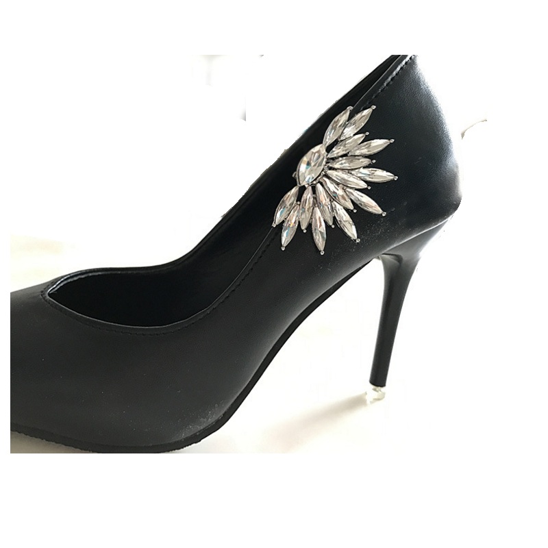 fashion new woman shoes flower charms clips bridal highheel pumps accessories crystal diamond flats boots wedding decoration buckle
fashion new woman shoes flower charms clips bridal highheel pumps accessories crystal diamond flats boots wedding decoration buckle
