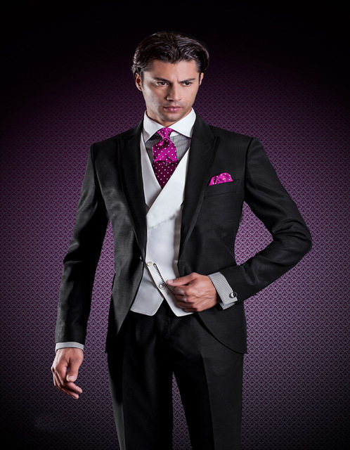 High Quality One Button Black Groom Tuxedos Peak Lapel Groomsmen Best Man Suits Mens Wedding Suits (Jacket+Pants+Vest+Tie) NO:1164