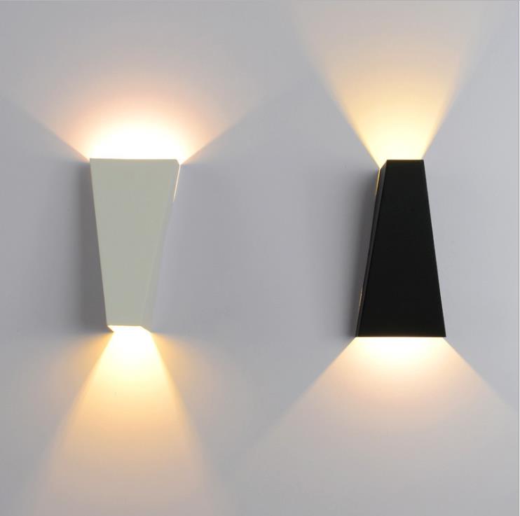 LED Wall Lamp Modern simple and creative led bedside lamp hotel bedroom wall aisle TV back 2*3W Indoor IP20 economic
LED Wall Lamp Modern simple and creative led bedside lamp hotel bedroom wall aisle TV back 2*3W Indoor IP20 economic