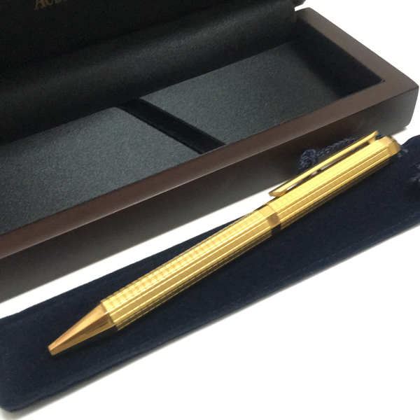 wholesale Fashion Gift Metal Hexagonal grid checkered red wood box Classical Ballpoint Pen for writing