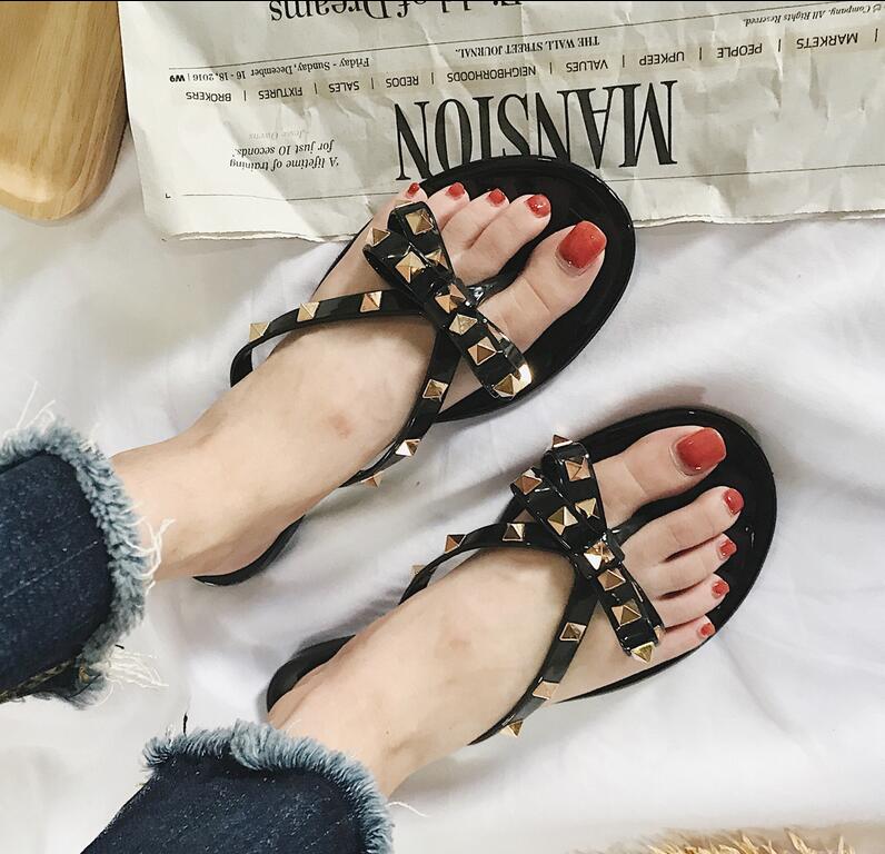Hot summer new ladies slippers fashion rivets bow flat flip flops female beach outdoor sandals size 36-40, Black
Hot summer new ladies slippers fashion rivets bow flat flip flops female beach outdoor sandals size 36-40, Black