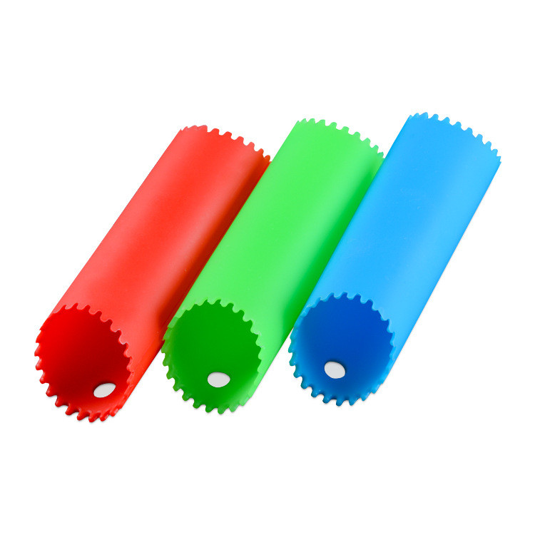 Magic Food Grade Silicone Garlic Peeling Tools Garlic Peeler, Wholesale Easy to Drop Silicone Garlic Peeler
Magic Food Grade Silicone Garlic Peeling Tools Garlic Peeler, Wholesale Easy to Drop Silicone Garlic Peeler