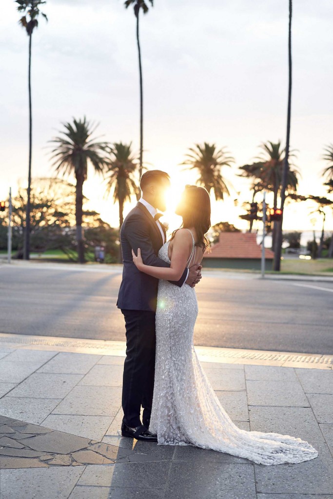 Berta Mermaid Dresses Lace Appliques Sequins Sweep Train Spaghetti Sexy Backless Beach Wedding Dress Custom Made Country Bridal Gown