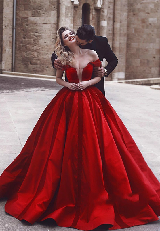 Glamorous Prom Dresses Off The Shoulder A Line Satin Sweep Train Sexy Red Carpet Celebrity Dresses Dubai Arabic Special Occasion Gowns
