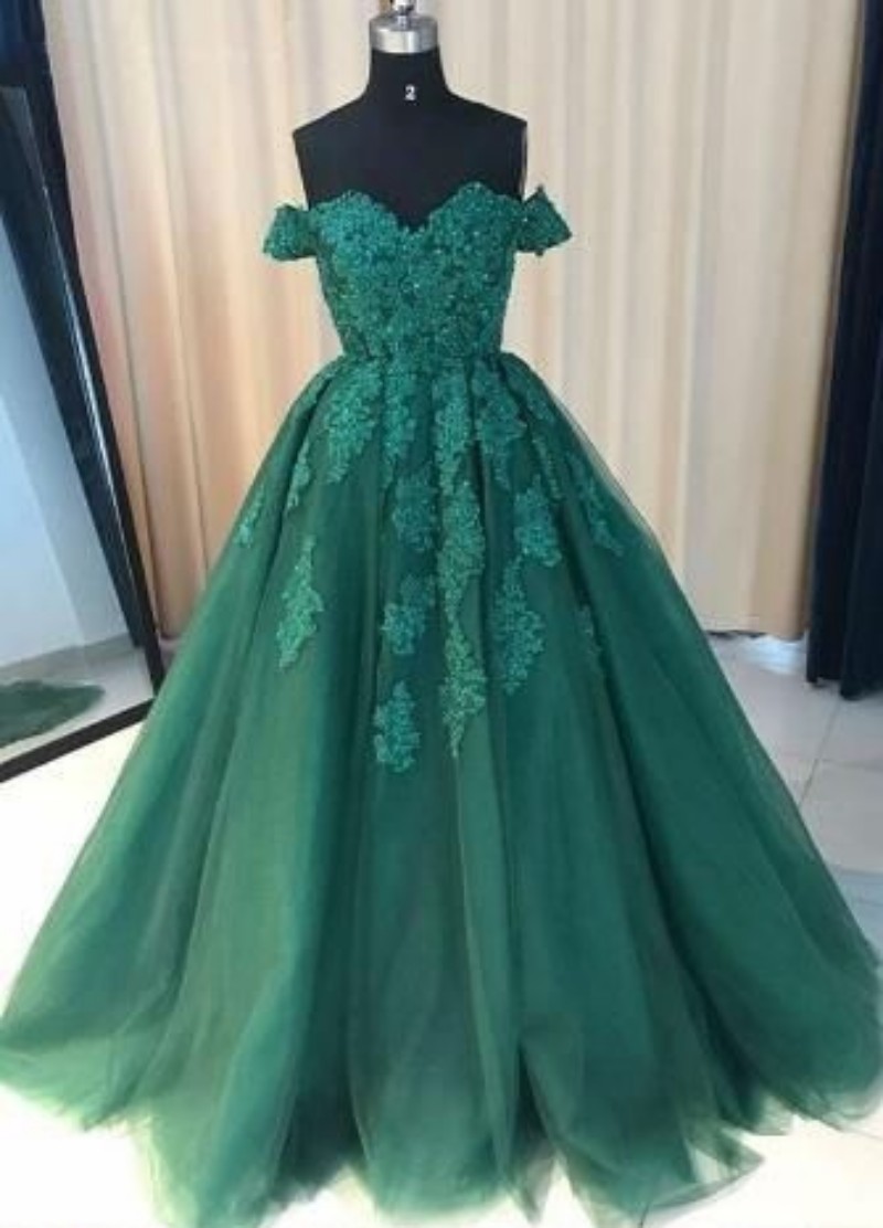 Green Lace Appliques Prom Dresses Off The Shoulder Evening Gowns Plus Size Sequined Party Dress Formal Wear, Gold
Green Lace Appliques Prom Dresses Off The Shoulder Evening Gowns Plus Size Sequined Party Dress Formal Wear, Gold