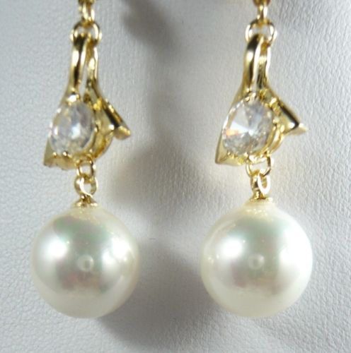 Fashion Women Earring Gold Plate Sea Shell Pearl Earrings Zircon Jewelry<<<free shipping
Fashion Women Earring Gold Plate Sea Shell Pearl Earrings Zircon Jewelry<<<free shipping