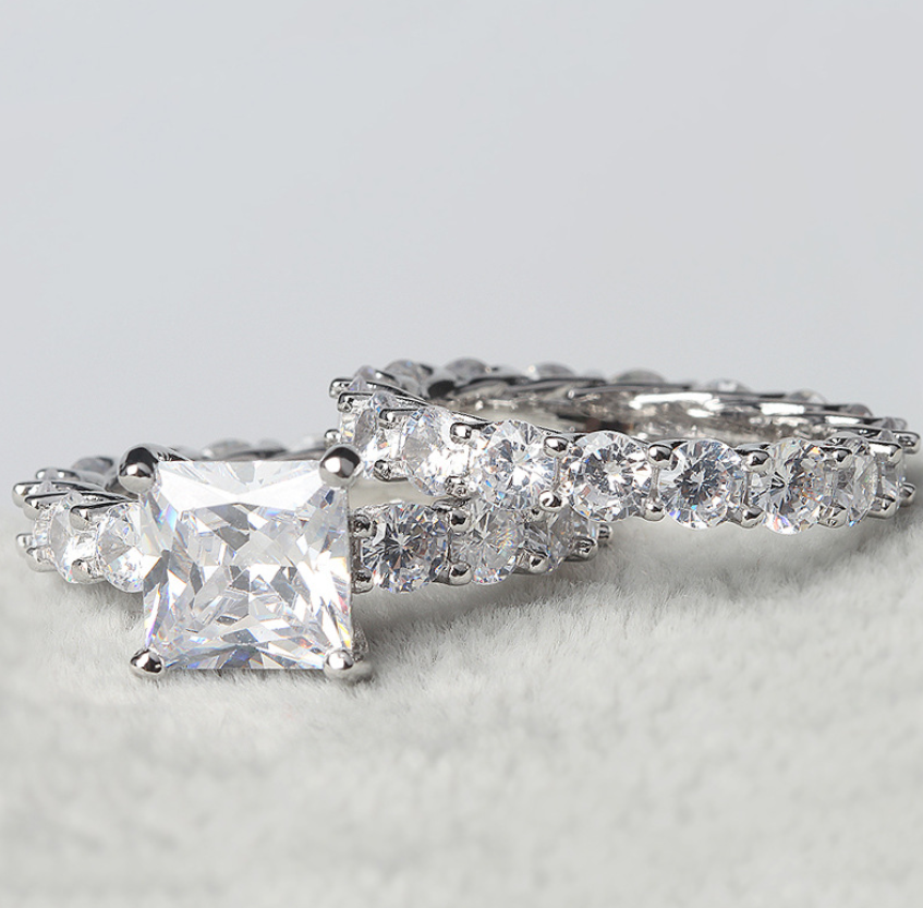 Sparkling Luxury Jewelry 925 Sterling Silver Fill Princess Cut White Topaz CZ Diamond Party Wedding Engagement Band Ring for Women Gift