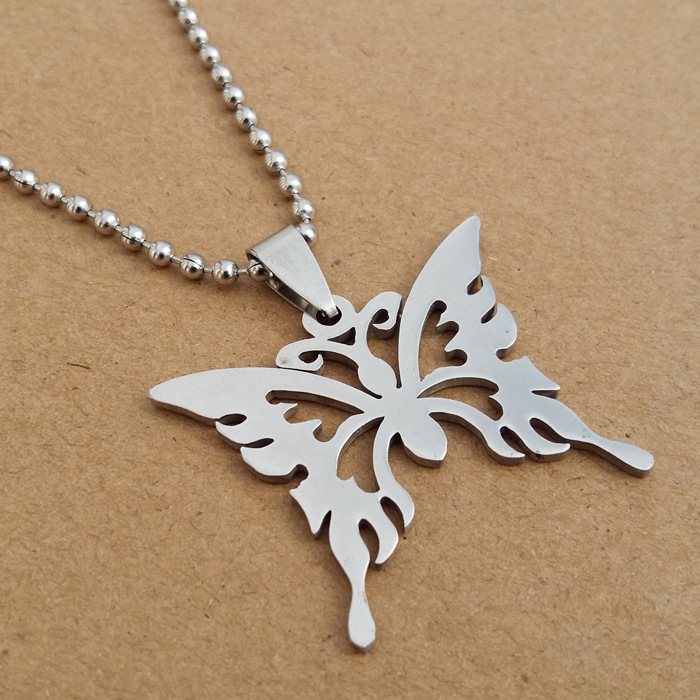 1pcs stainless steel hollow butterfly charm necklace animal insect butterfly bee necklace butterfly effect pendant charm necklace jewelry