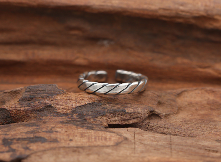 Hot sale brand new 925 sterling silver jewelry vintage twisted shape adjustable simple ring gift for women free shipping