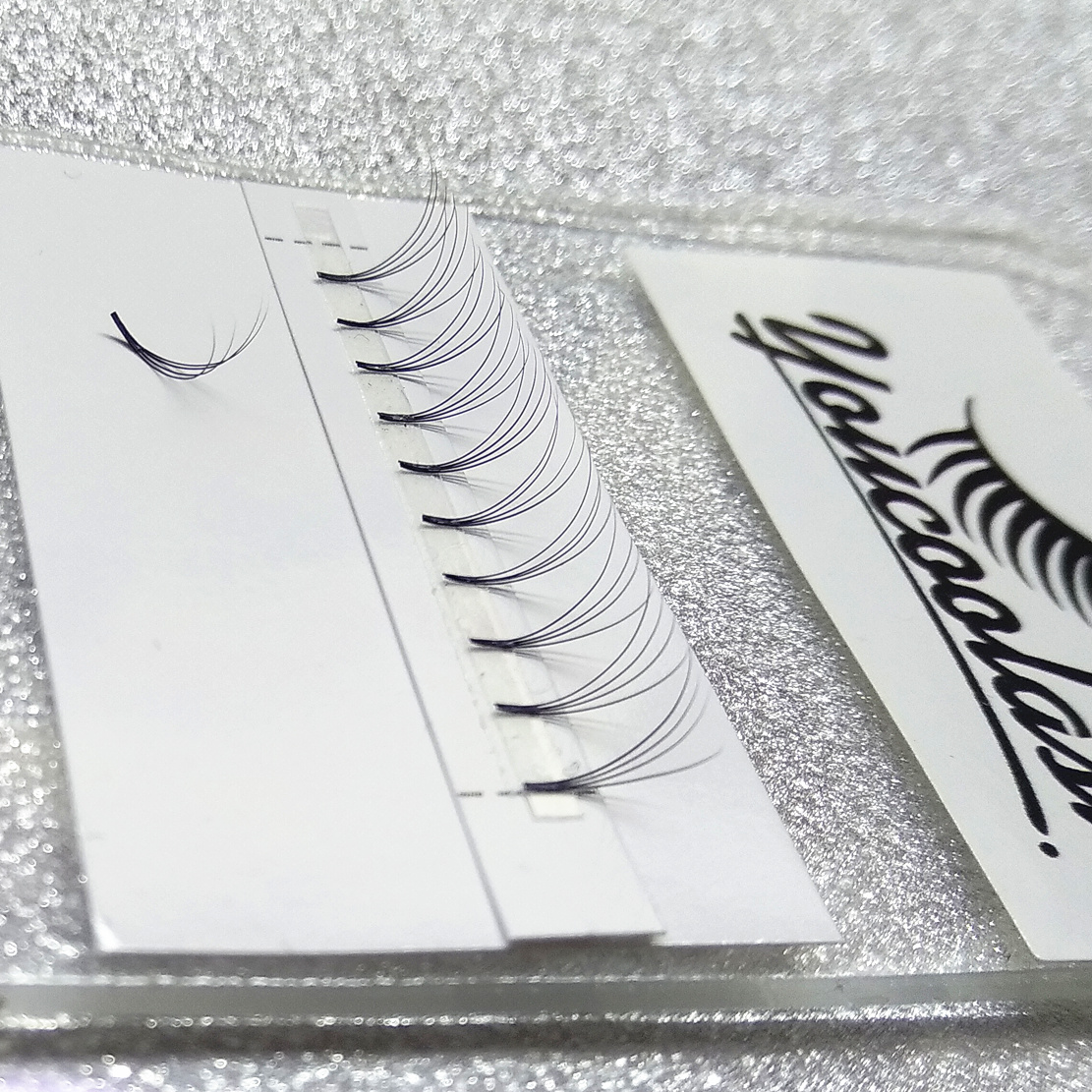 New 4D Premade Fan lashes 4 stands Volume Fans Eyelash Extensions handmade luxury Short Stem eyelashes
New 4D Premade Fan lashes 4 stands Volume Fans Eyelash Extensions handmade luxury Short Stem eyelashes