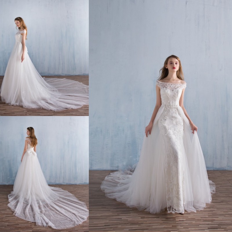 2018 Sheer Bateau Neck Wedding Dress Elegant Tulle Lace Applique Shining Sequins Bridal Gowns With Detachable Skirt, Gold
2018 Sheer Bateau Neck Wedding Dress Elegant Tulle Lace Applique Shining Sequins Bridal Gowns With Detachable Skirt, Gold
