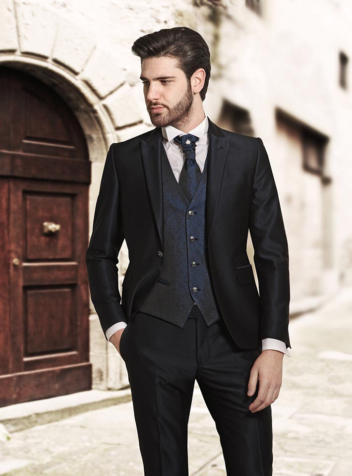 Top Quality Men Suits With Peaked Lapel Three Pieces Groom Wedding Tuxedos For Weddings Best Men Suits Custom Made(Jacket+Vest+Pants)