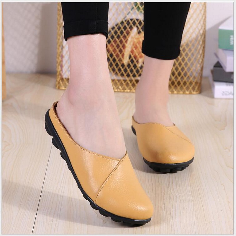 Summer Women Genuine leather Slippers Solid white Black Ladies Flat With Slides Breathable Sandal Baotou Half Shoes