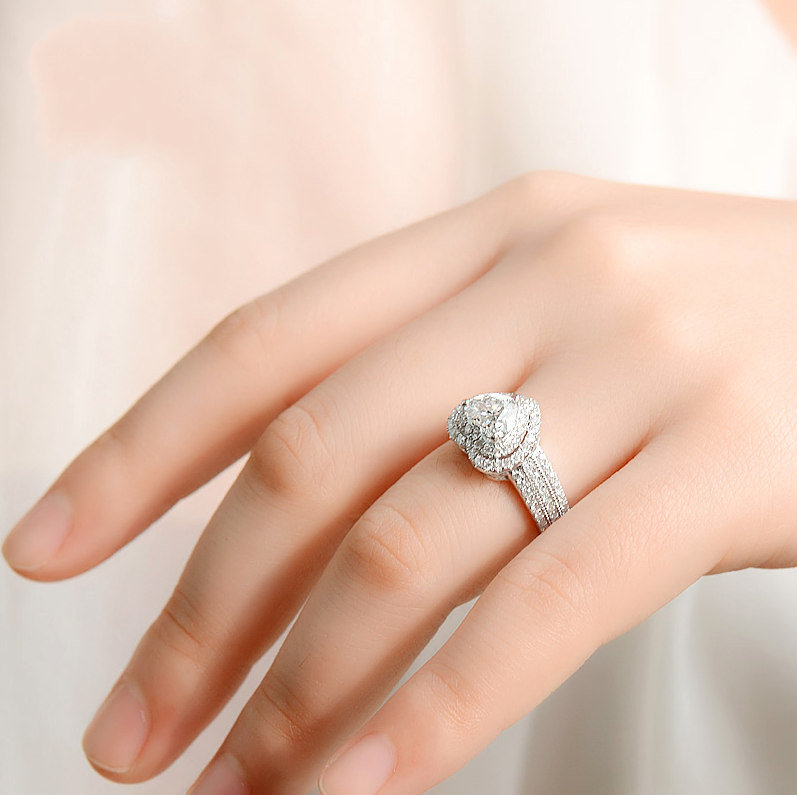 Lovers' Gift Brand New Choucong Luxury Jewelry Pure 100% 925 Sterling Silver Pave 5A White Clear Zirconia Women Wedding Heart Band Ring Set