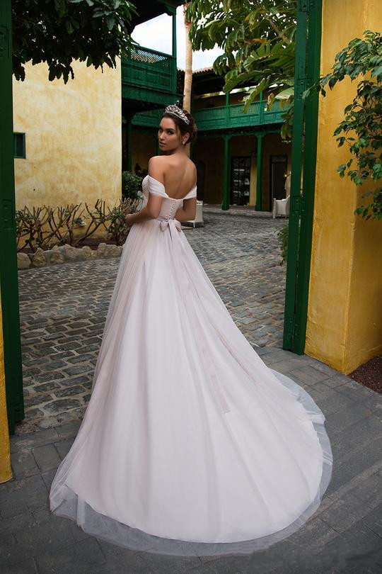 blush pink nora naviano wedding dresses off the shoulder backless sweep train beach bridal gowns plus size wedding dress robe de marie