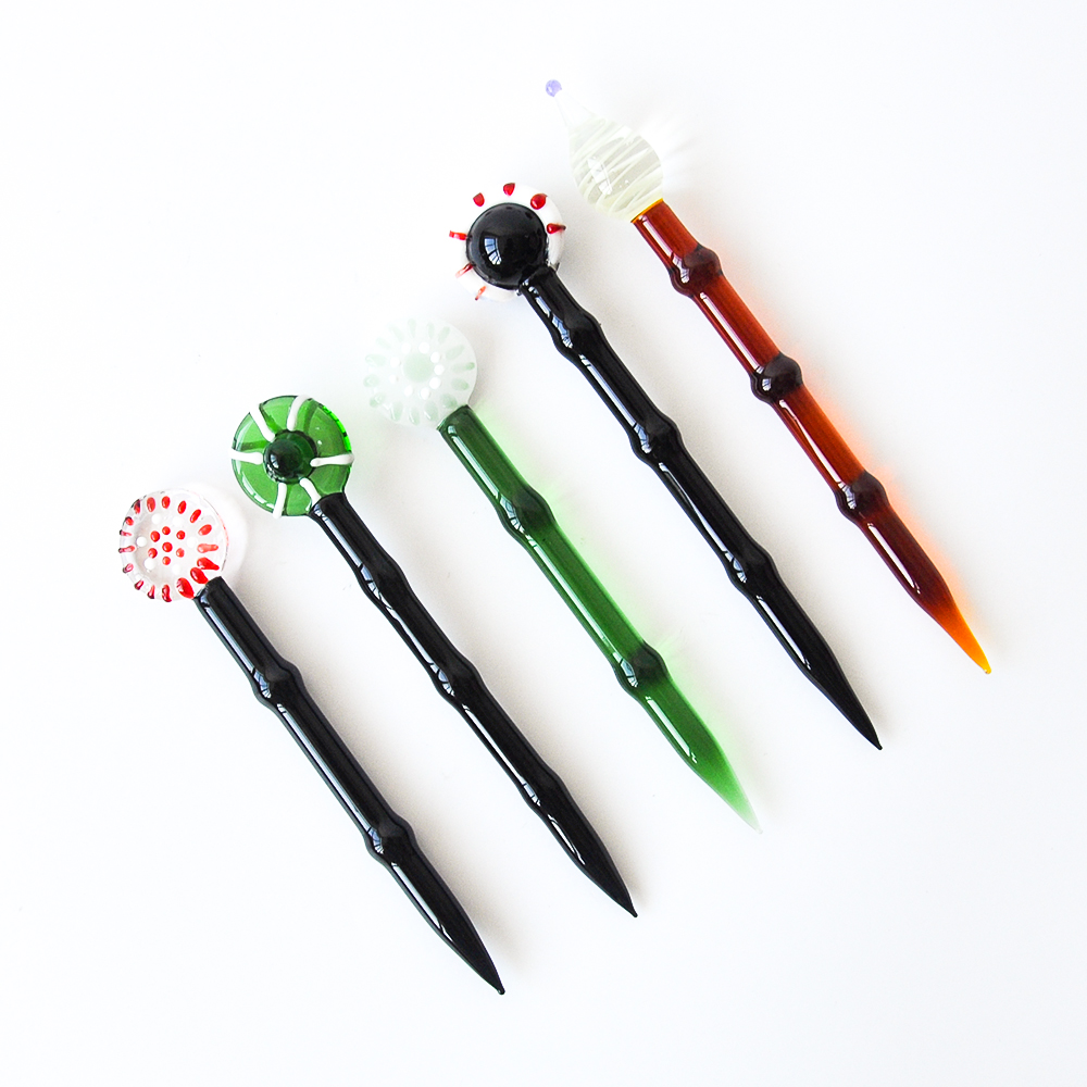 Newest Design Pyrex Glass Dabber Tool and Wax glass oil rigs Dab Stick Carving tool For Vapor E nails kit and Dab nail quartz enails
Newest Design Pyrex Glass Dabber Tool and Wax glass oil rigs Dab Stick Carving tool For Vapor E nails kit and Dab nail quartz enails