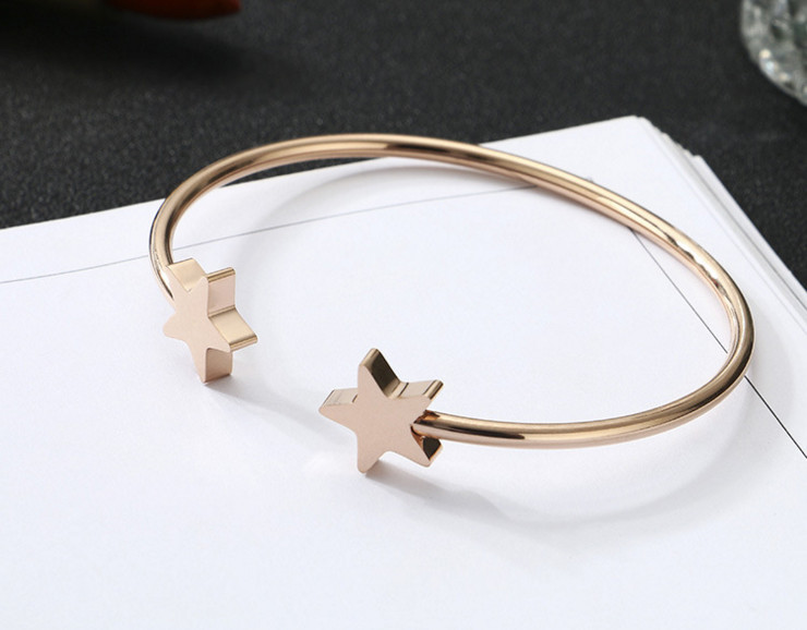 Women's Star Bracelet Women's Fashion Pentagram Open Bracelet Fine Jewelry 18K Rose Gold Stainless Steel Bracelets Women's Bangle
Women's Star Bracelet Women's Fashion Pentagram Open Bracelet Fine Jewelry 18K Rose Gold Stainless Steel Bracelets Women's Bangle