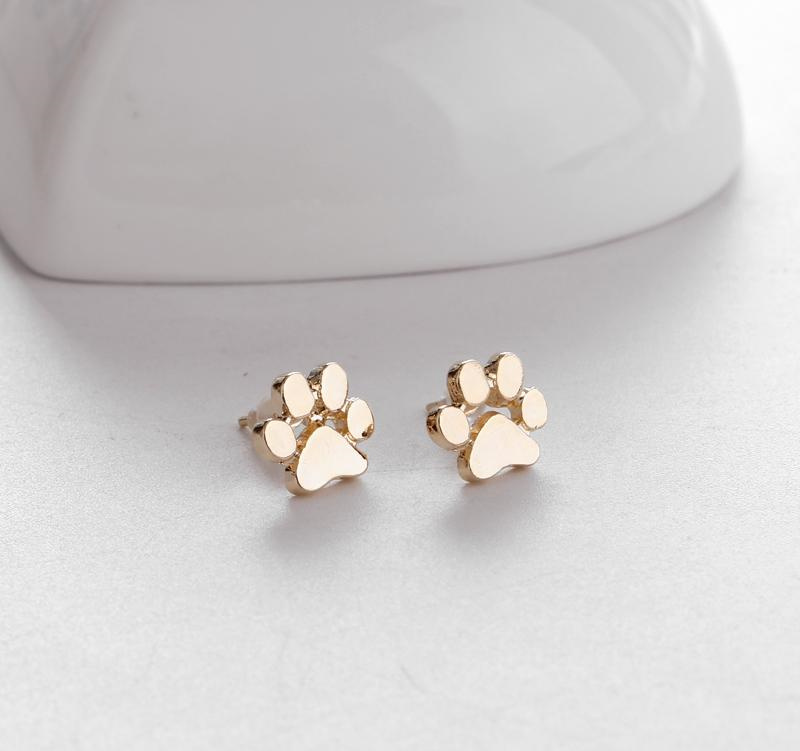 hollow pet cat dog lover paw print stud earrings Puppy Memorial Minimalist earring cute animal footprint gold silver plated earrings KKA1797
hollow pet cat dog lover paw print stud earrings Puppy Memorial Minimalist earring cute animal footprint gold silver plated earrings KKA1797