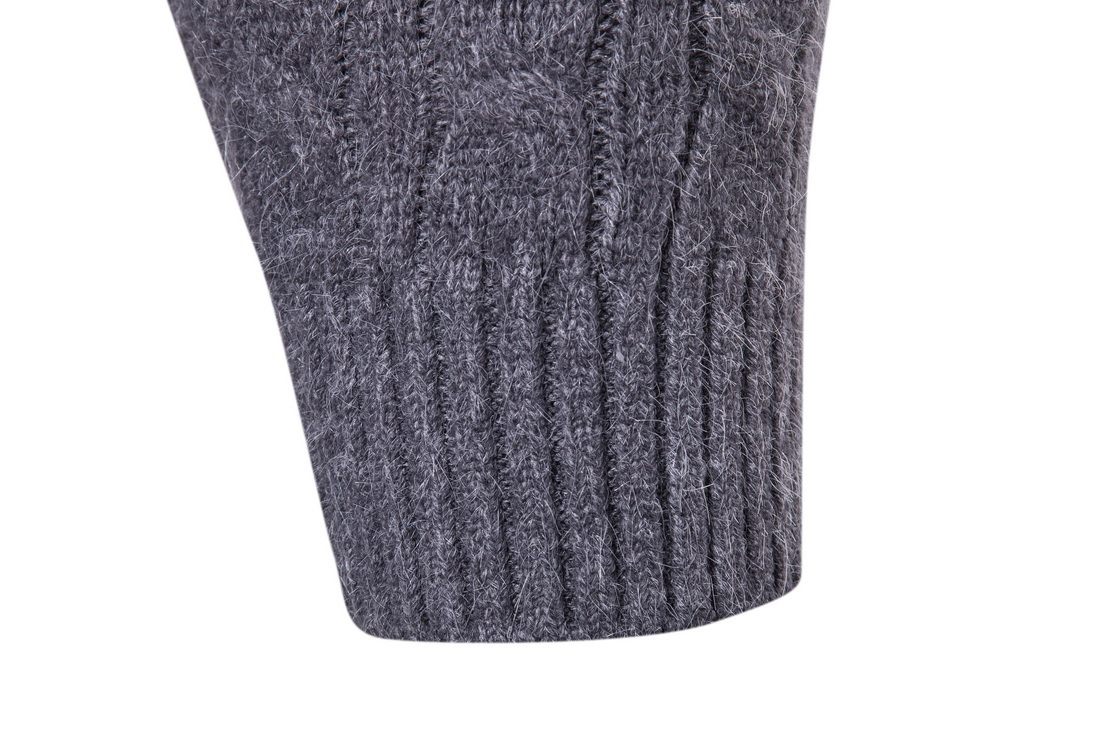 18 FW Mens Knitted Coats Fashion Lapel Neck Sweaters Double Breasted Slim Fit Warm Knitting Jackets B4