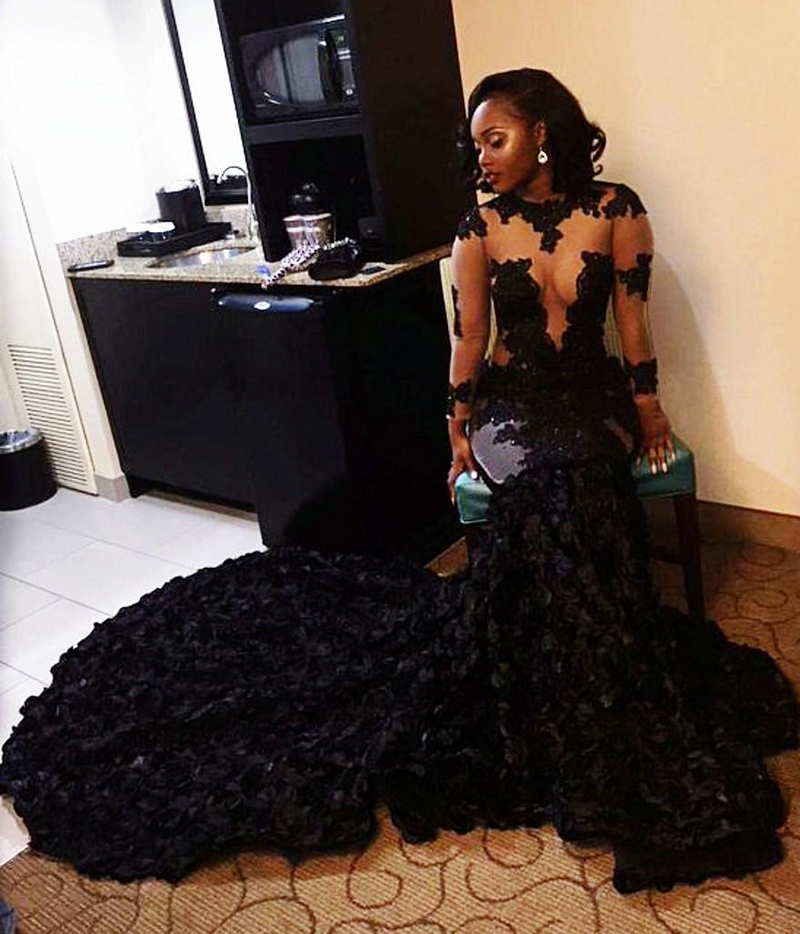 African Black Lace Mermaid Prom Dresses Sheer Neckline Appliques Long Sleeves Evening Dress Long Sweep Train Formal dress dubai Party Gowns
African Black Lace Mermaid Prom Dresses Sheer Neckline Appliques Long Sleeves Evening Dress Long Sweep Train Formal dress dubai Party Gowns