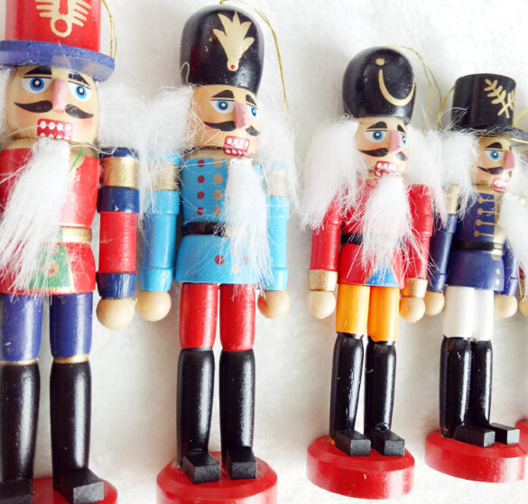 12cm Nutcracker Wood Made Christmas Ornaments Pure Manual Coloured Drawing Walnuts Soldiers 12 pcs/lot Creative Gift