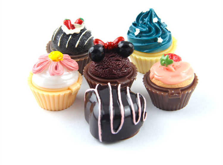 New Cupcake Lip Gloss Balm 6 Flavoured Glosses Balm Christmas Secret Santa Lipgloss lipstick Cake Chocolate Cherry Strawberry Cream Cosmetic
New Cupcake Lip Gloss Balm 6 Flavoured Glosses Balm Christmas Secret Santa Lipgloss lipstick Cake Chocolate Cherry Strawberry Cream Cosmetic