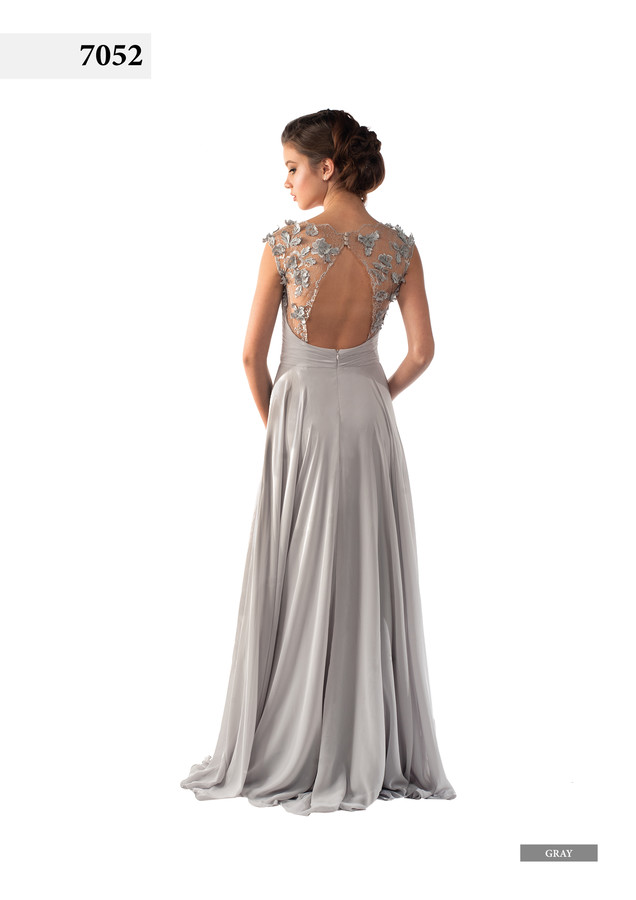 Chic Plus Size Lace Mother Of The Bride Dresses A-Line Spaghetti Neck Empire Waist Mother Of Groom Dress Floor-Length Chiffon Evening Gowns