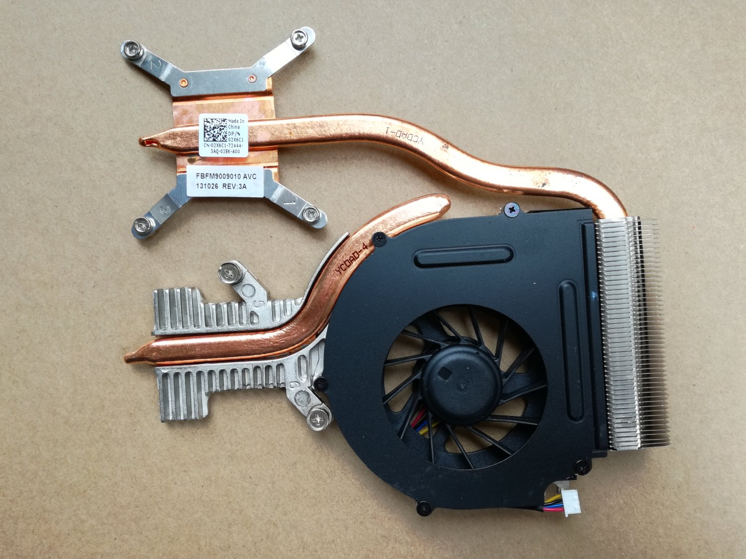 New original cooler for DELL Studio 1557 1558 CPU cooling heatsink with fan 02X6C1 2X6C1
New original cooler for DELL Studio 1557 1558 CPU cooling heatsink with fan 02X6C1 2X6C1