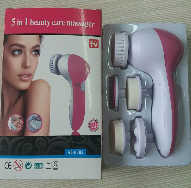 Battery Rotating Facial Cleansing Brush Waterproof Face Cleanser Machine Massage Skin Care Tools Cepillo De Limpieza Facial Giratorio A Bateria Wholes