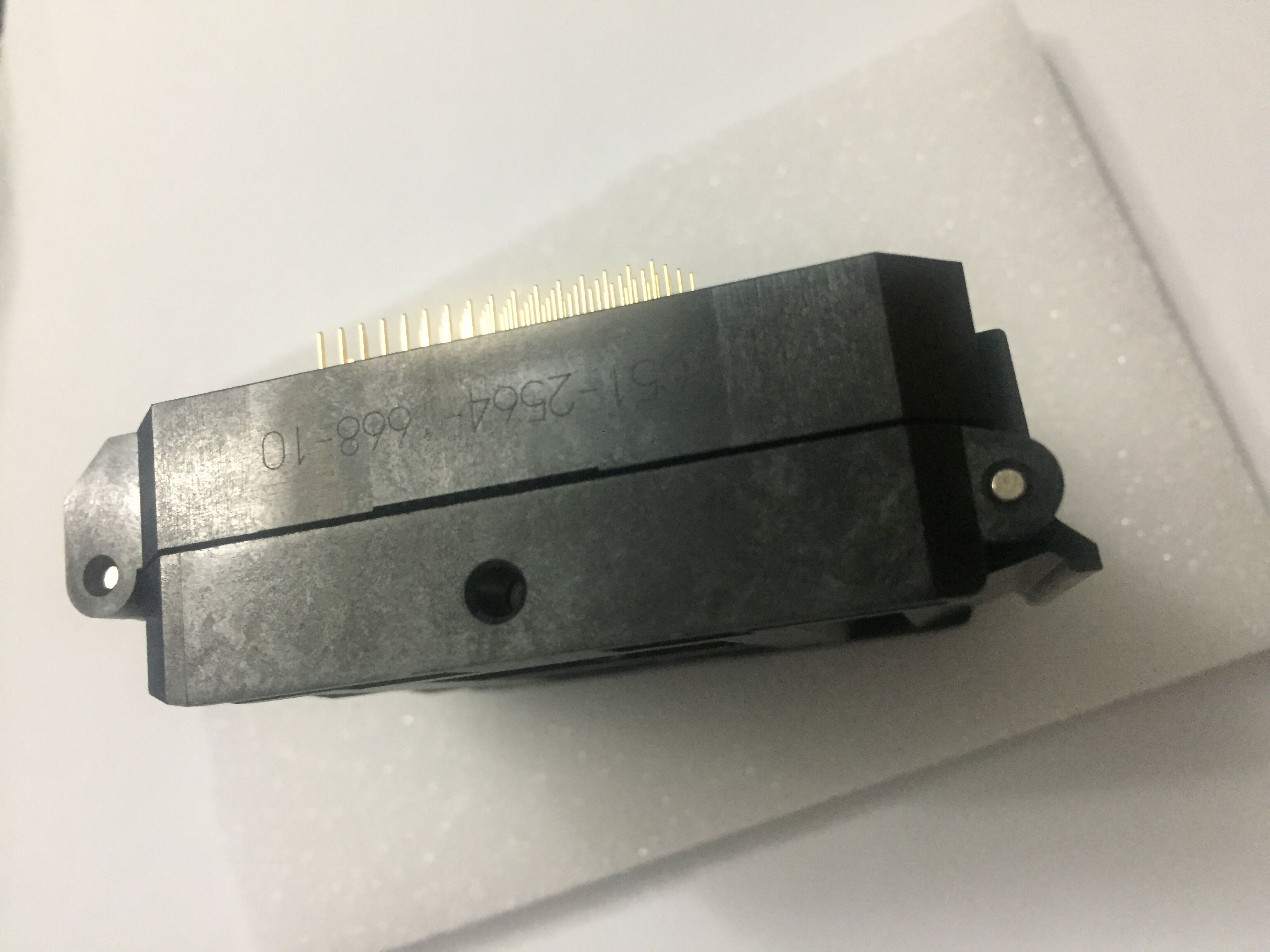 Yamaichi IC Test Socket IC51-2564-1668-10 LQFP256P 0.4mm Pitch 28x28mm Burn in Socket