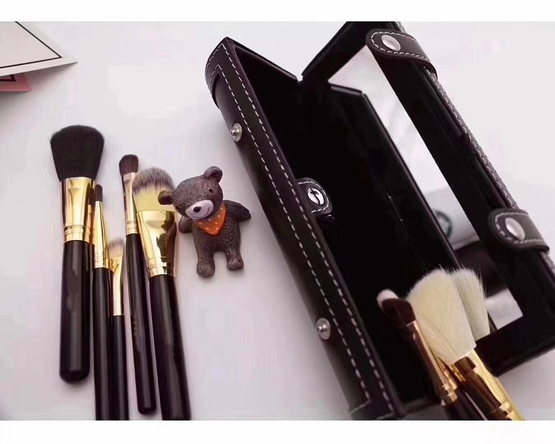 Brand 9 Pcs Makeup Brushes Set Kit Travel Beauty Professional Wood Handle Foundation Lips Cosmetics Brush z2505279JP7