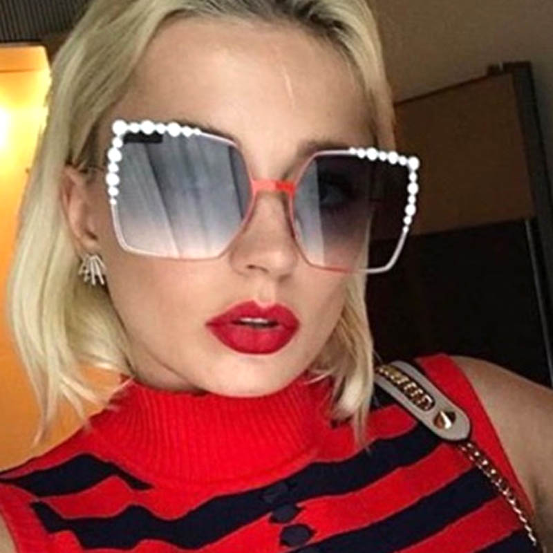2018 Oversized Square Sunglasses Women Diamond New Fashion Brand Designer Pink Female Sun Glasses Superstar Transparent Oculos, White;black
2018 Oversized Square Sunglasses Women Diamond New Fashion Brand Designer Pink Female Sun Glasses Superstar Transparent Oculos, White;black
