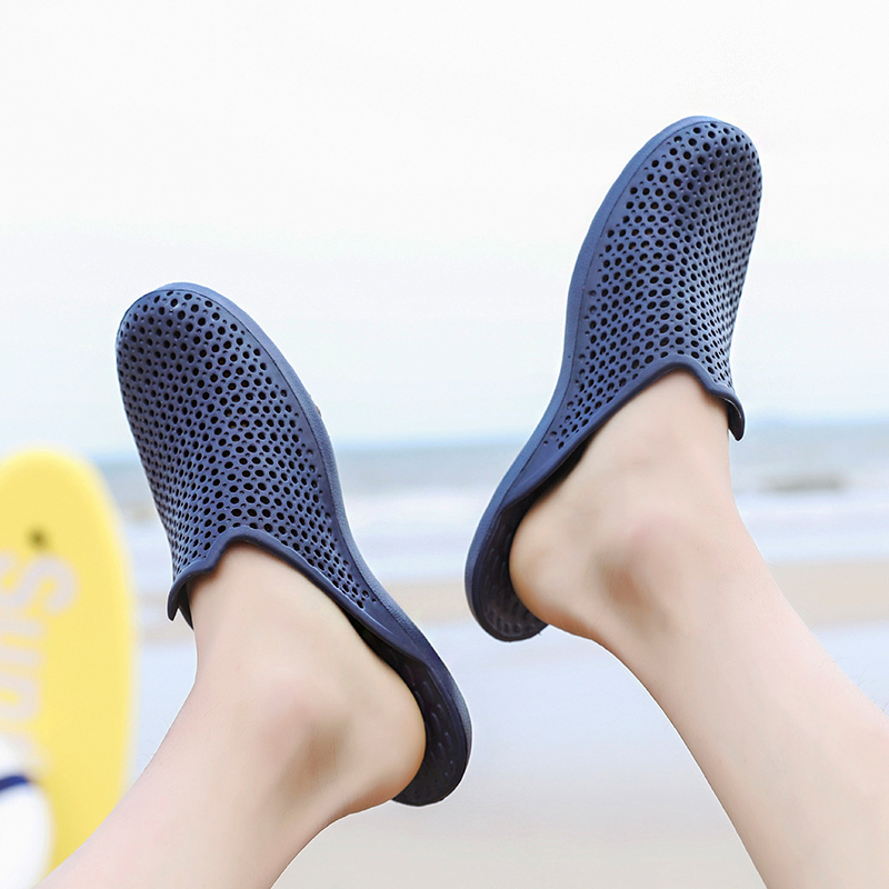 Wholesale Free Shipping Special SALES blue black Brown mens Beach Summer Slippers Flip Flops Couple slippers outdoor beach flip flops
Wholesale Free Shipping Special SALES blue black Brown mens Beach Summer Slippers Flip Flops Couple slippers outdoor beach flip flops