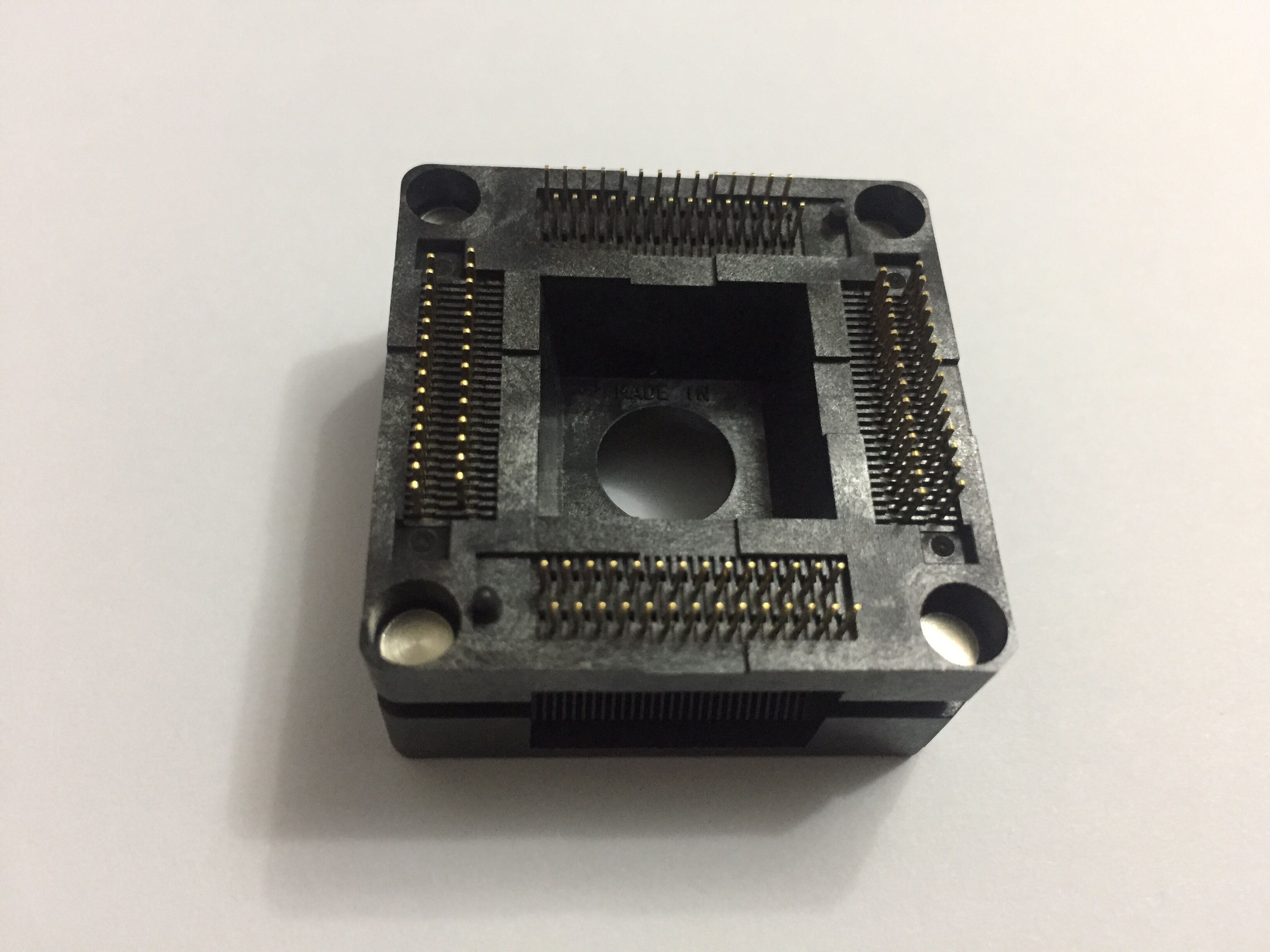 OTQ-112-0.65-02 Enplas IC Test Socket QFP112P 0.65mm Pitch Burn in Socket