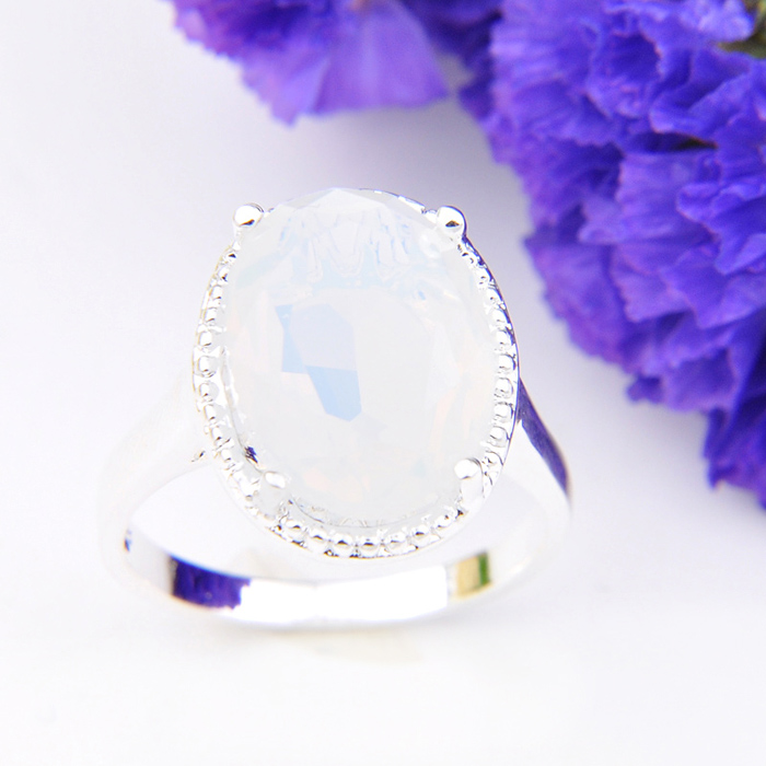 Hot Sales Wedding Rings White Oval Moonstone Gems 925 Sterling Silver Plated For Women Rings free Shipping