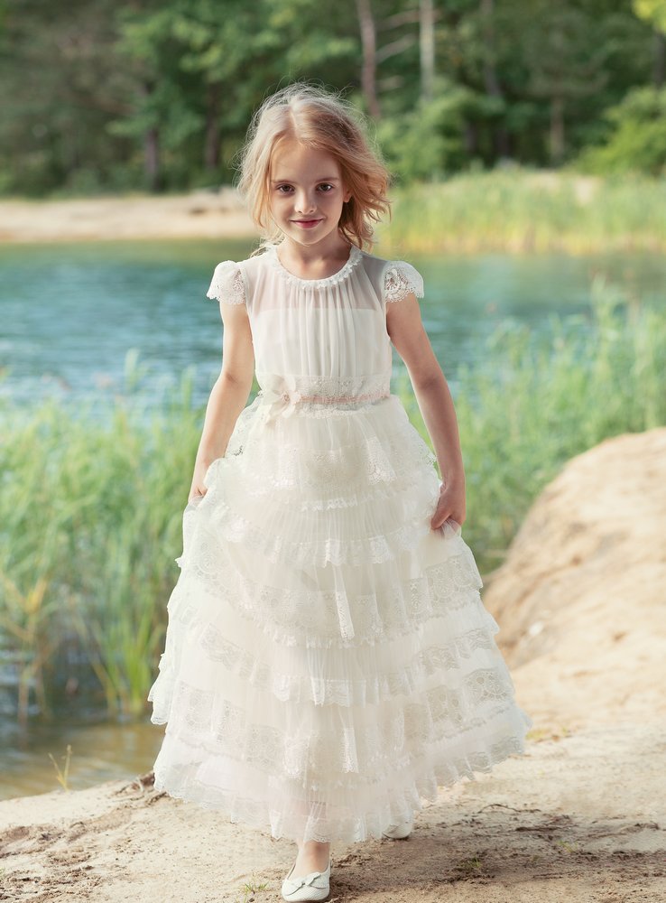 Fashion Bohemia Lace wer Girl Dresses For Wedding With Short Sleeves Tiered Toddler Pageant Gowns Tulle Kids Communion Dress
