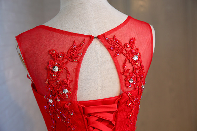 2018 New Arrival Vestidos Graduation Sleeveless O-neck Pink Red Champagne slim Lace A line Party Prom Dresses