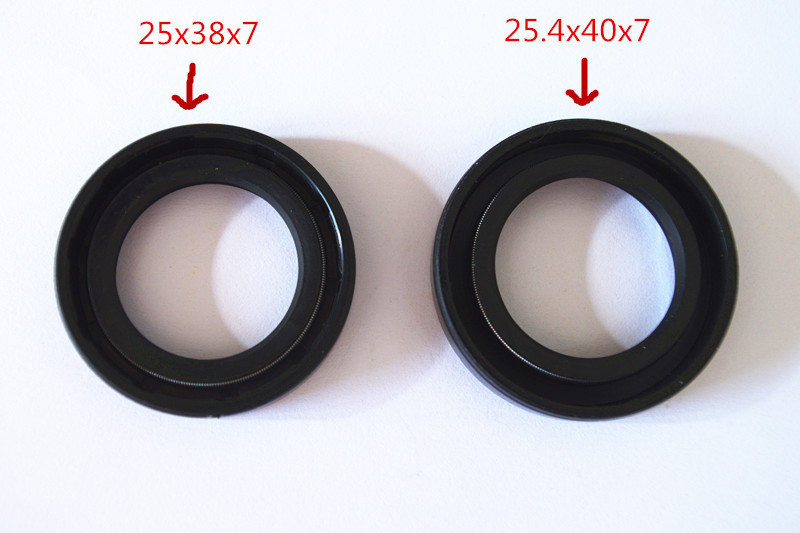 2 Pairs X Crankshaft oil seal (25X38 X7mm; 25.4X40X7mm) fits Honda GXV160 engine lawn mower 4pcs/lot parts
2 Pairs X Crankshaft oil seal (25X38 X7mm; 25.4X40X7mm) fits Honda GXV160 engine lawn mower 4pcs/lot parts