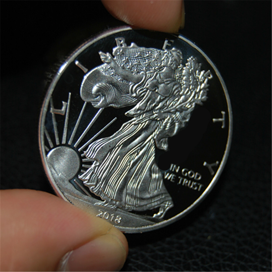 The sample Free Shipping ,2018 the statue of liberty sliver coin+1 oz Silver American Eagle Coins
The sample Free Shipping ,2018 the statue of liberty sliver coin+1 oz Silver American Eagle Coins